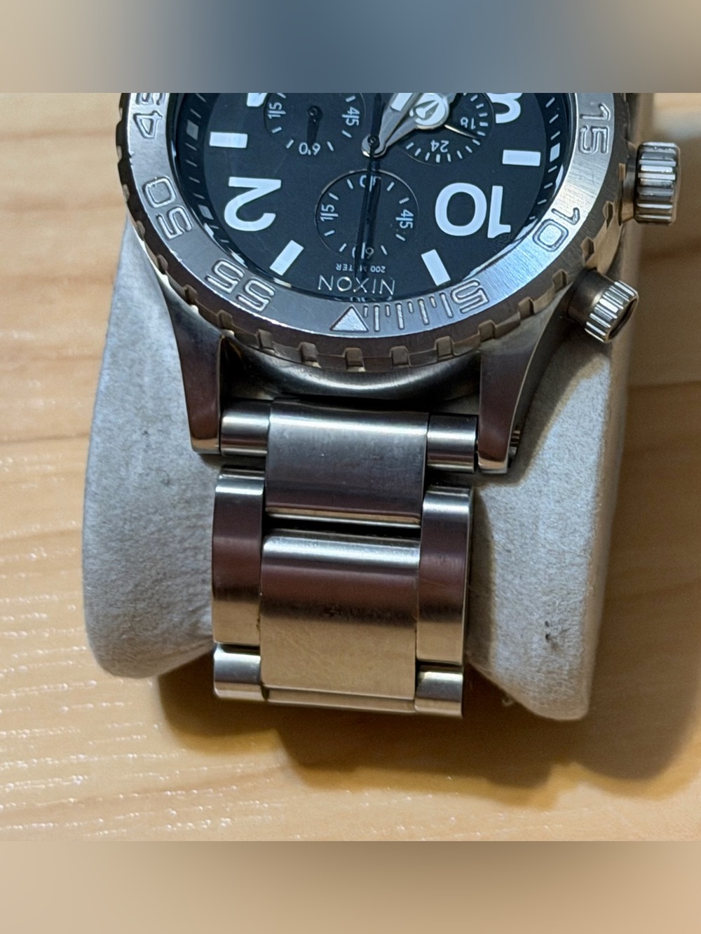 Nixon The 42-20 Chrono Minimize Silver White Chronograph Men's Analog Watch RUNS - Picture 6 of 9